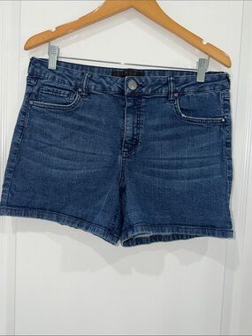 Tinsel Classic Dark Blue Denim Women’s Shorts size 30”